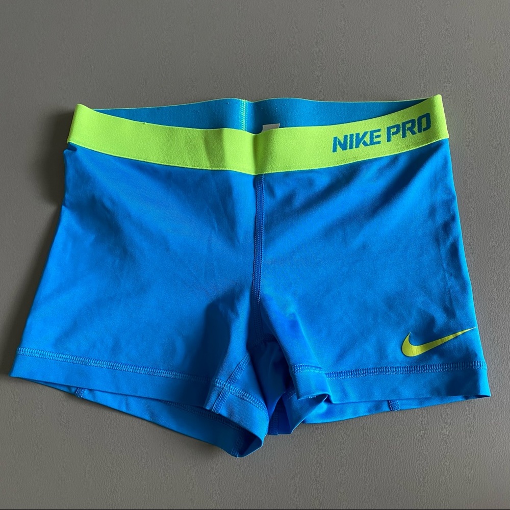 Nike Bike Shorts - S